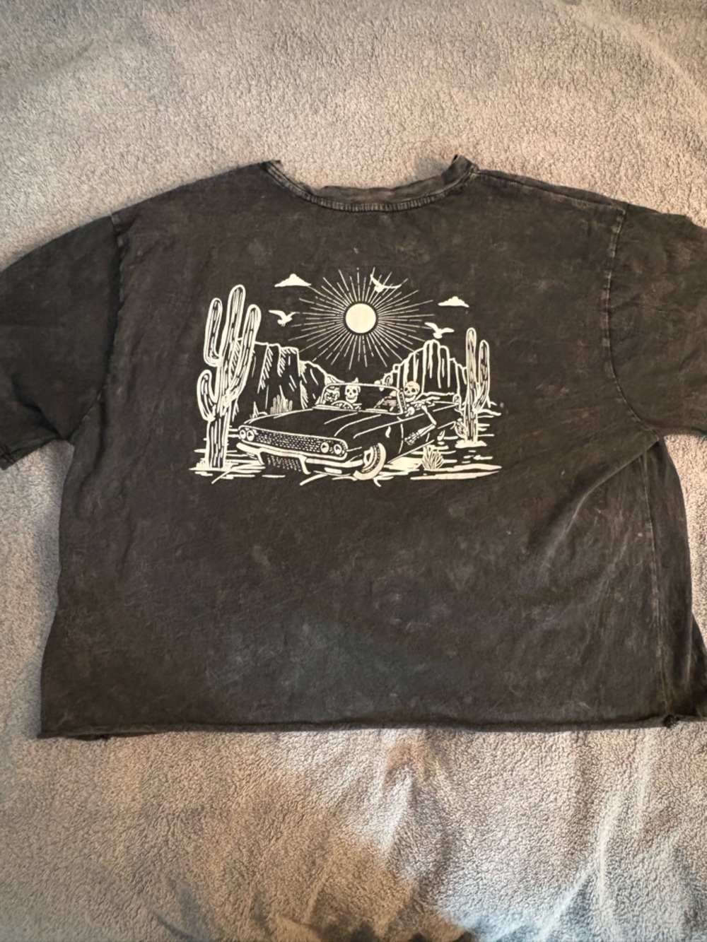 California Skeleton Cropped Short Sleeve Tee Juniors XL Graphic - Picture 8 of 8